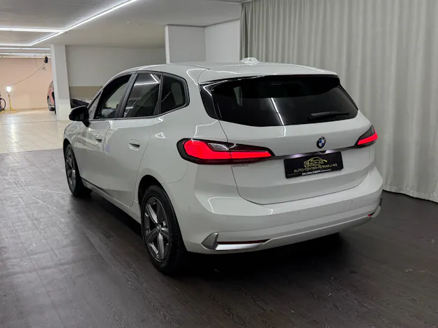 BMW 218d Active Tourer DKG