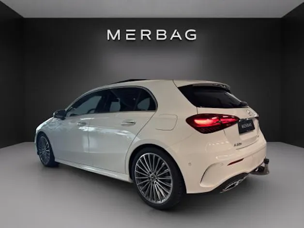 Mercedes-Benz A 220 4Matic 8G-DCT
