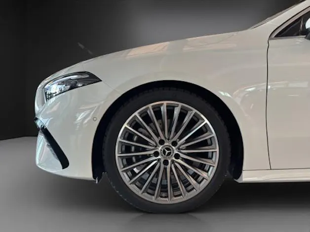 Mercedes-Benz A 220 4Matic 8G-DCT