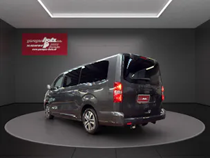 Peugeot Traveller Business VIP Long