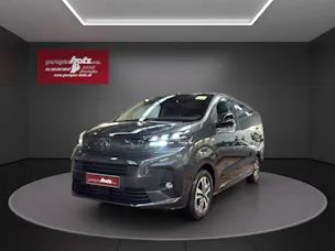 Peugeot Traveller Business VIP Long