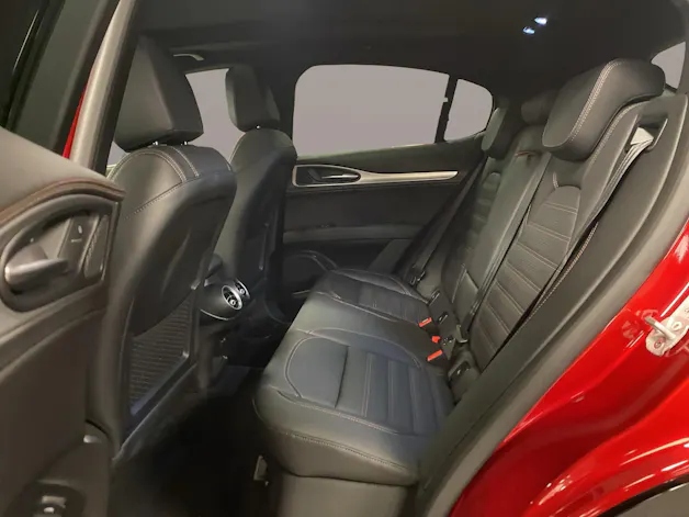Alfa Romeo STELVIO 2.0 Q4 280 Intensa