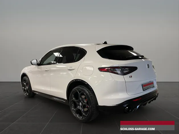 Alfa Romeo STELVIO 2.0 Q4 280 Veloce P