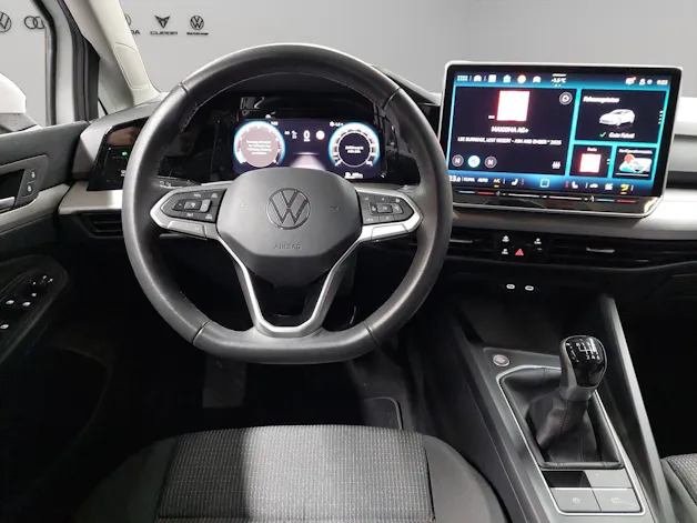 VW Golf 1.5 TSI Basis