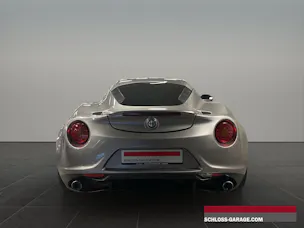 Alfa Romeo 4C 1750 TBI TCT 1750 TBi