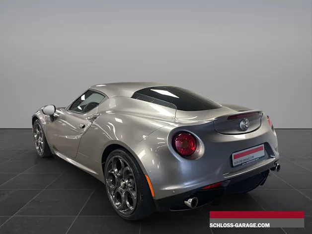 Alfa Romeo 4C 1750 TBI TCT 1750 TBi