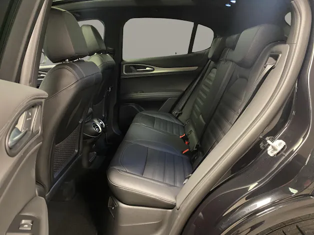 Alfa Romeo STELVIO 2.0 Q4 280 Veloce P