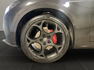Alfa Romeo STELVIO 2.0 Q4 280 Veloce P