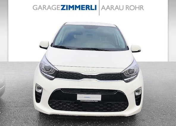 Vehicle image 4 Vehicle image 4