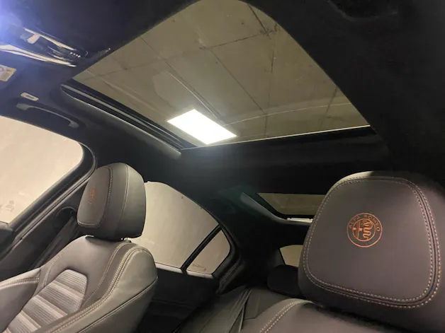 Alfa Romeo Giulia 2.0 Q4 Intensa Sky