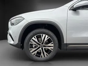 Mercedes-Benz GLA 250 e EQ Star 8G-DCT
