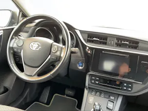 Toyota Auris Touring Sports 1.8 HSD Trend