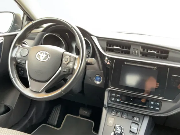 Toyota Auris Touring Sports 1.8 HSD Trend
