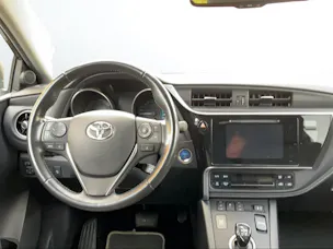 Toyota Auris Touring Sports 1.8 HSD Trend