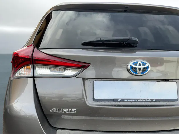 Toyota Auris Touring Sports 1.8 HSD Trend