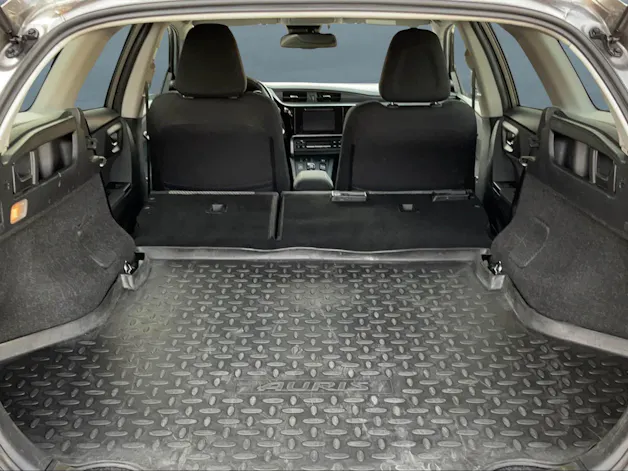Toyota Auris Touring Sports 1.8 HSD Trend