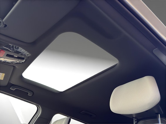 Vehicle image 11 Vehicle image 11