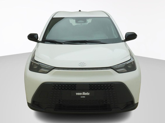 Vehicle image 4 Vehicle image 4