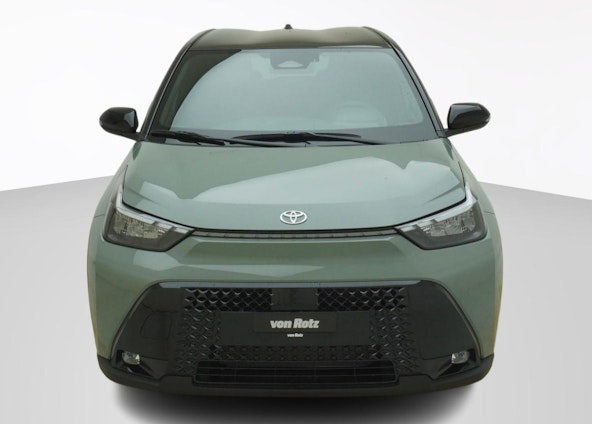 Vehicle image 4 Vehicle image 4