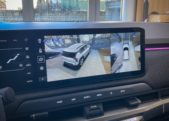 Vehicle image 6 Vehicle image 6