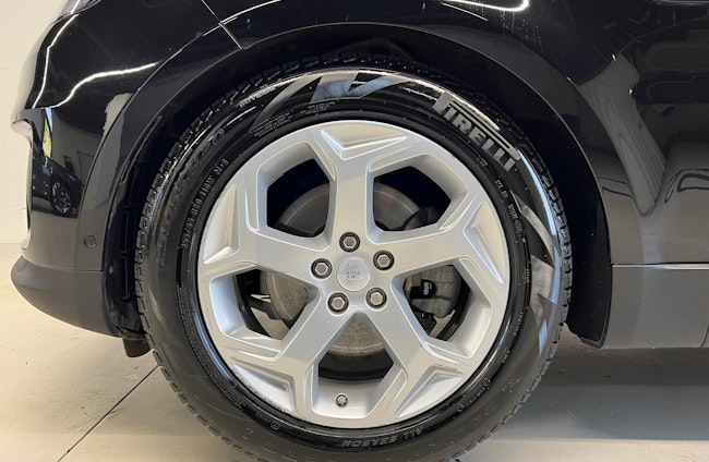 Vehicle image 10 Vehicle image 10