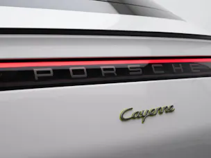 Porsche Cayenne E-Hybrid Coupé Platinum Edition