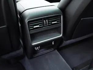 Porsche Cayenne E-Hybrid Coupé Platinum Edition