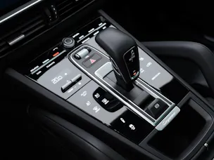 Porsche Cayenne E-Hybrid Coupé Platinum Edition