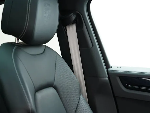 Porsche Cayenne E-Hybrid Coupé Platinum Edition