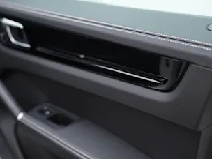 Porsche Cayenne E-Hybrid Coupé Platinum Edition
