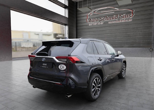 Vehicle image 5 Vehicle image 5