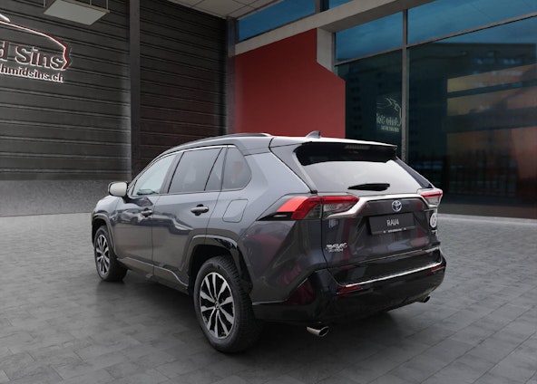 Vehicle image 3 Vehicle image 3