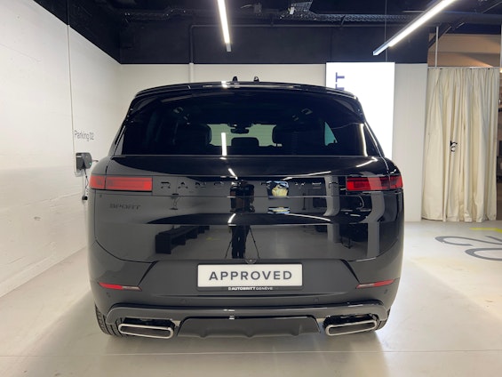 Vehicle image 8 Vehicle image 8