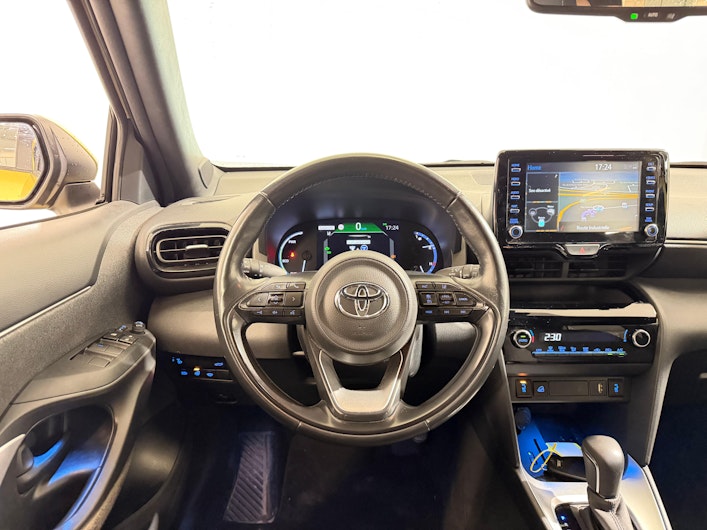 Vehicle image TOYOTA YARIS CROSS