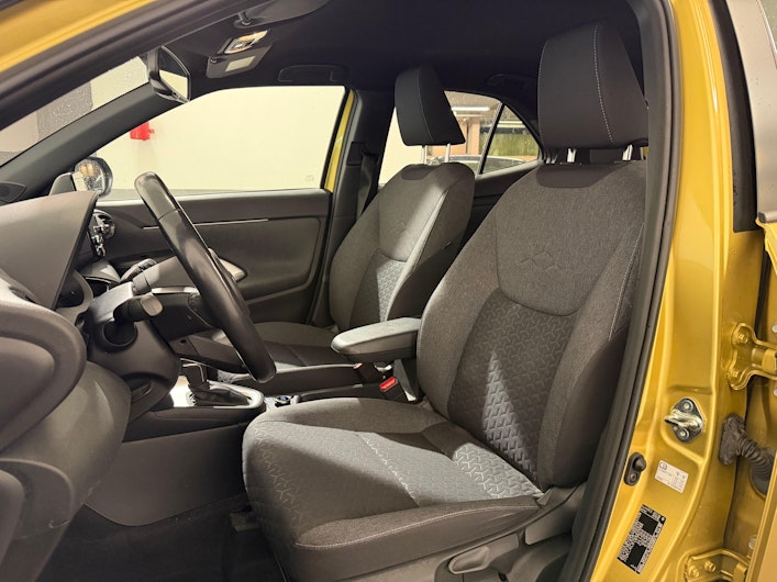 Vehicle image TOYOTA YARIS CROSS