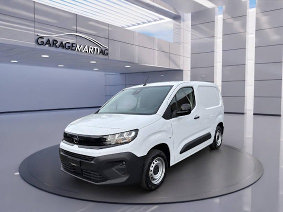 First vehicle image First vehicle image