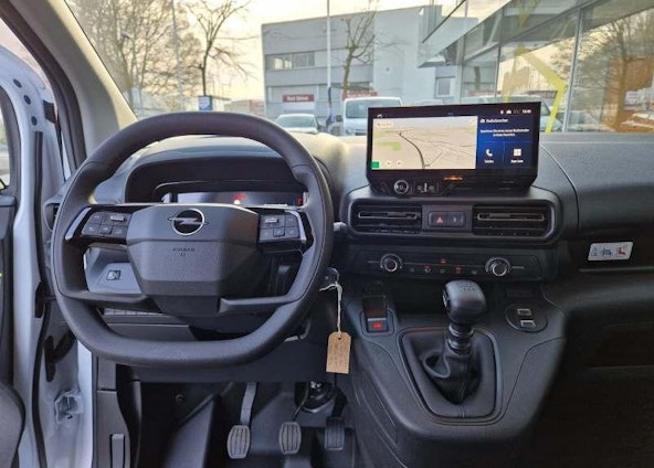 Vehicle image 5 Vehicle image 5