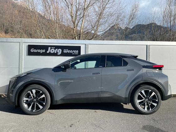 Vehicle image 2 Vehicle image 2