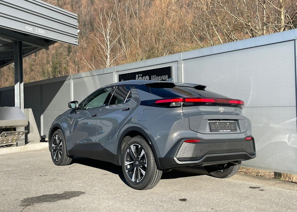 Vehicle image 3 Vehicle image 3