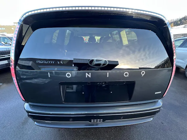 HYUNDAI Ioniq 9 110kWh Vertex Caligraphy 4WD