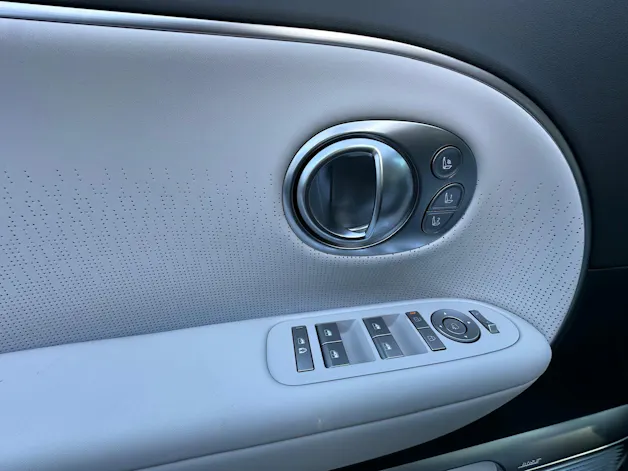 Hyundai Ioniq 9 110kWh Vertex Caligraphy 4WD