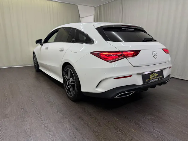 Mercedes-Benz CLA Shooting Brake 200 AMG Line 7G-DCT