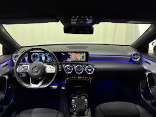 Mercedes-Benz CLA Shooting Brake 200 AMG Line 7G-DCT