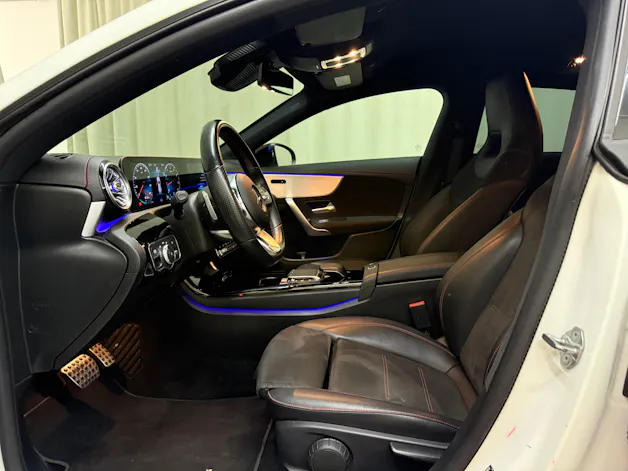 Mercedes-Benz CLA Shooting Brake 200 AMG Line 7G-DCT