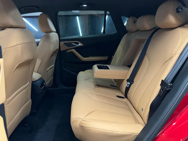 MG HS 1.5 T Luxury Automat