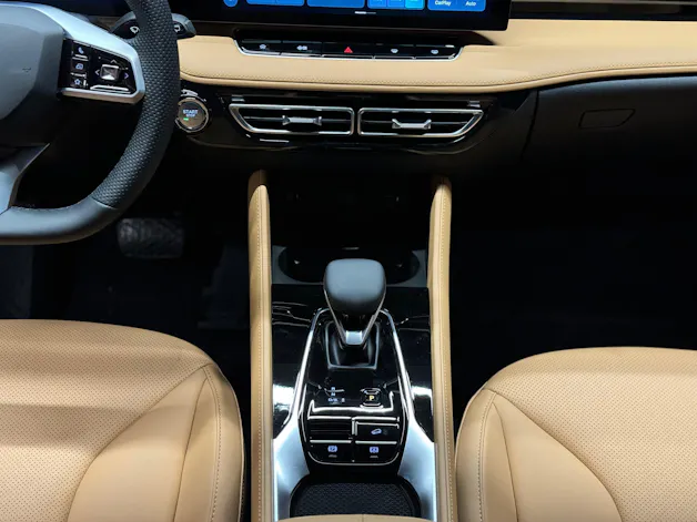 MG HS 1.5 T Luxury Automat