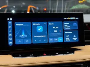 MG HS 1.5 T Luxury Automat
