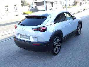 Mazda MX-30 e-Skyactiv R-EV Advantage