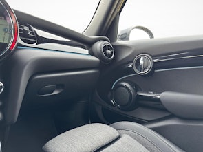 Vehicle image MINI F55 2.0i Cooper S SDKG