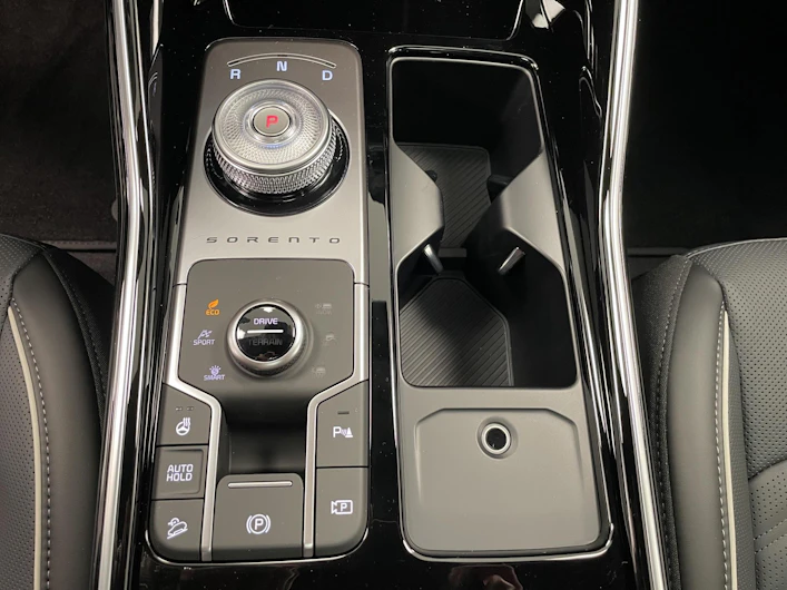 immagine del veicolo KIA SORENTO